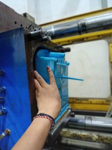 c22413f3-aa50-408d-81bb-fbf3363bd8db